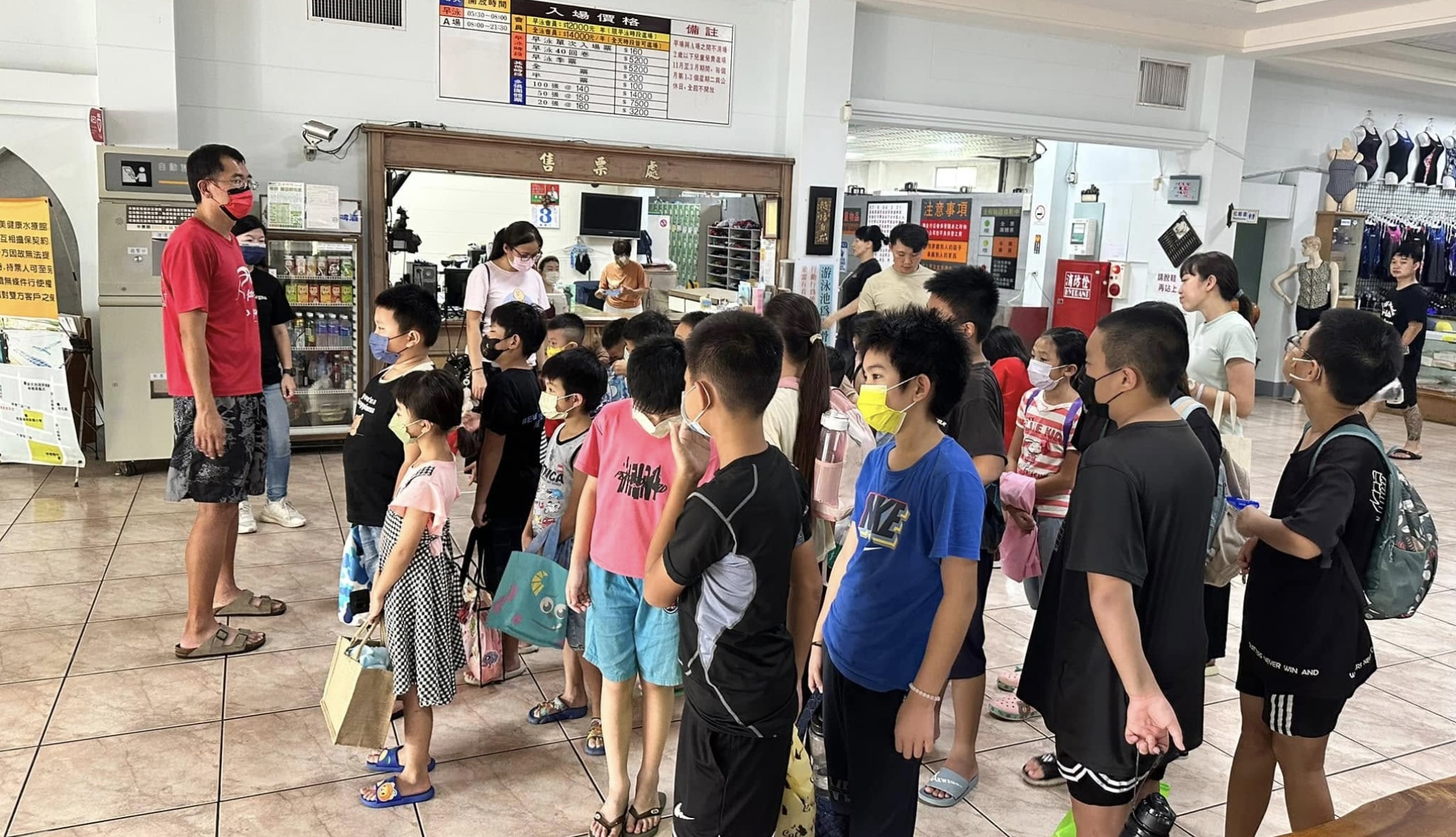 連結到游泳課整裝回校